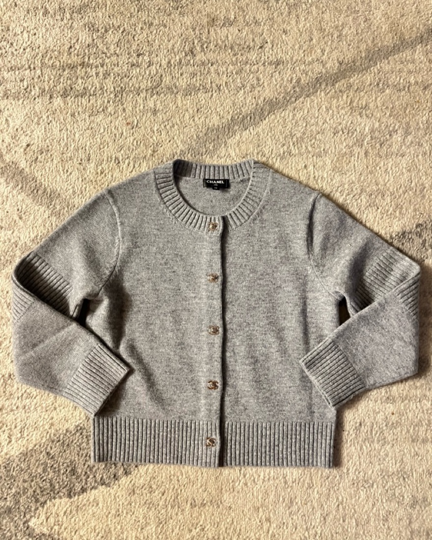 Chanel Grey Cashmere Turnlock Cardigan Pickle