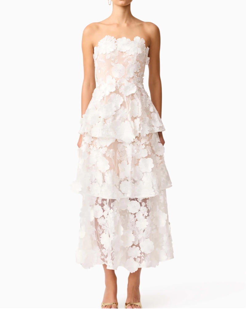 elliatt selene short-sleeve v-neck 3d floral lace mini dress MEROKEETY Short Sleeve V Neck Floral Lace Mini Dress – Merokeety main image 1