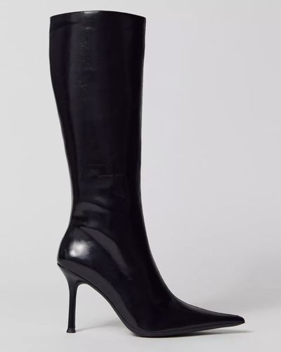 Yves Saint Laurent Patent boots by Saint Laurent | Pickle