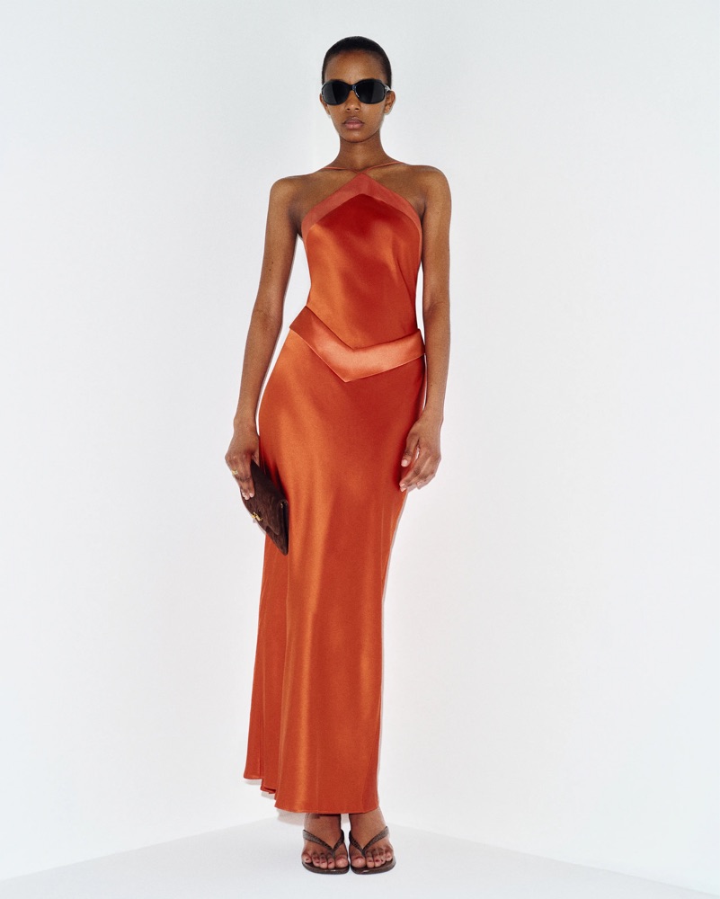 red dress with white heels Kata Lace Maxi - US 4 evening event The collared neckline is Chic / Beautiful Pool Size:US 56 Long / EU 66 Long