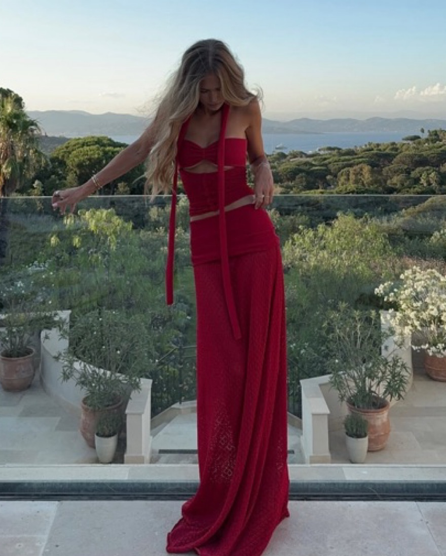 arakii red dress Buy Arakii Red Moment Scarf Flared Dress in Viscose Blend For Women Online