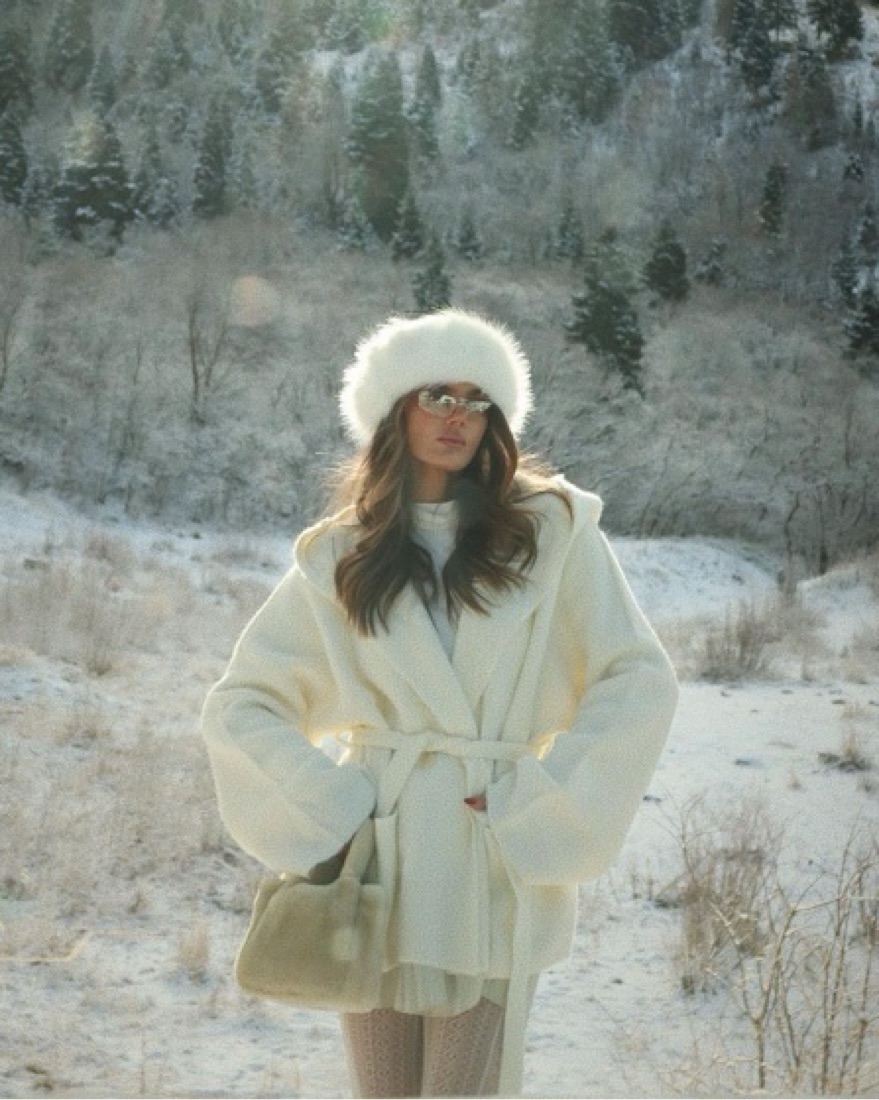 Helsa Olesa Coat Pickle