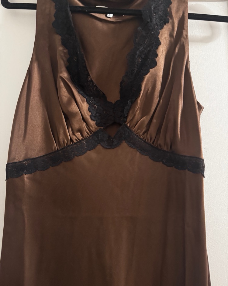 aliceyn silk dress NWOT Reformation Aliceyn Silk Dress in Waves
