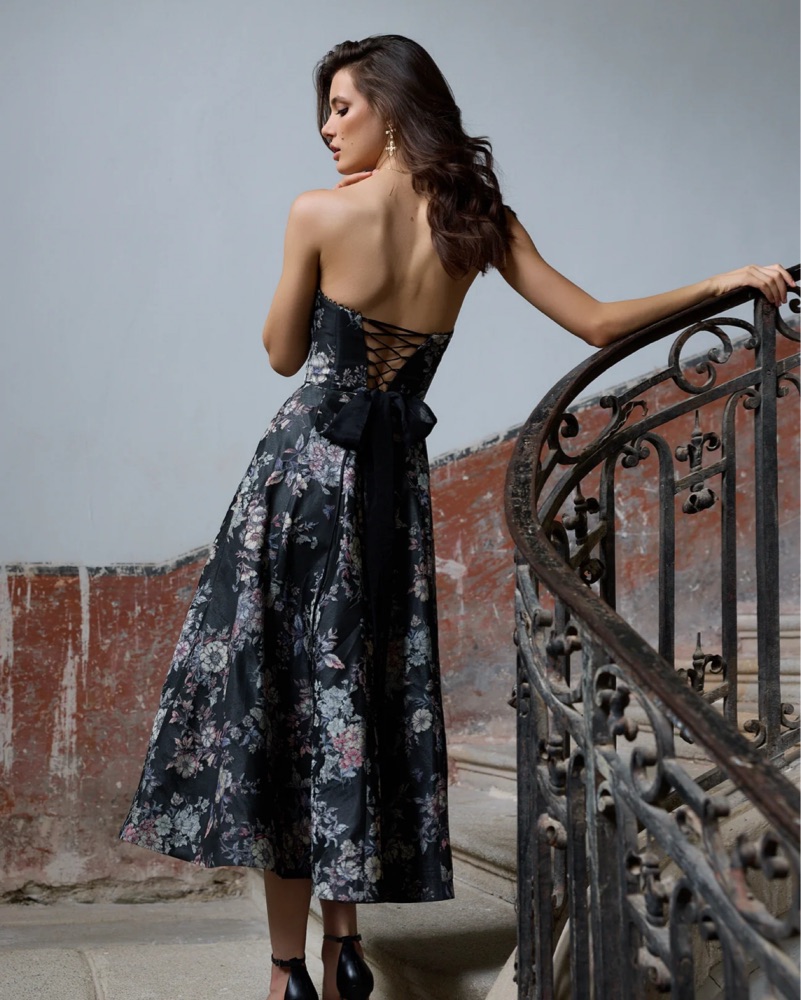 v chapman black dress The Eloise Dress in Black Chantilly Lace 0 / Black Chantilly Lace