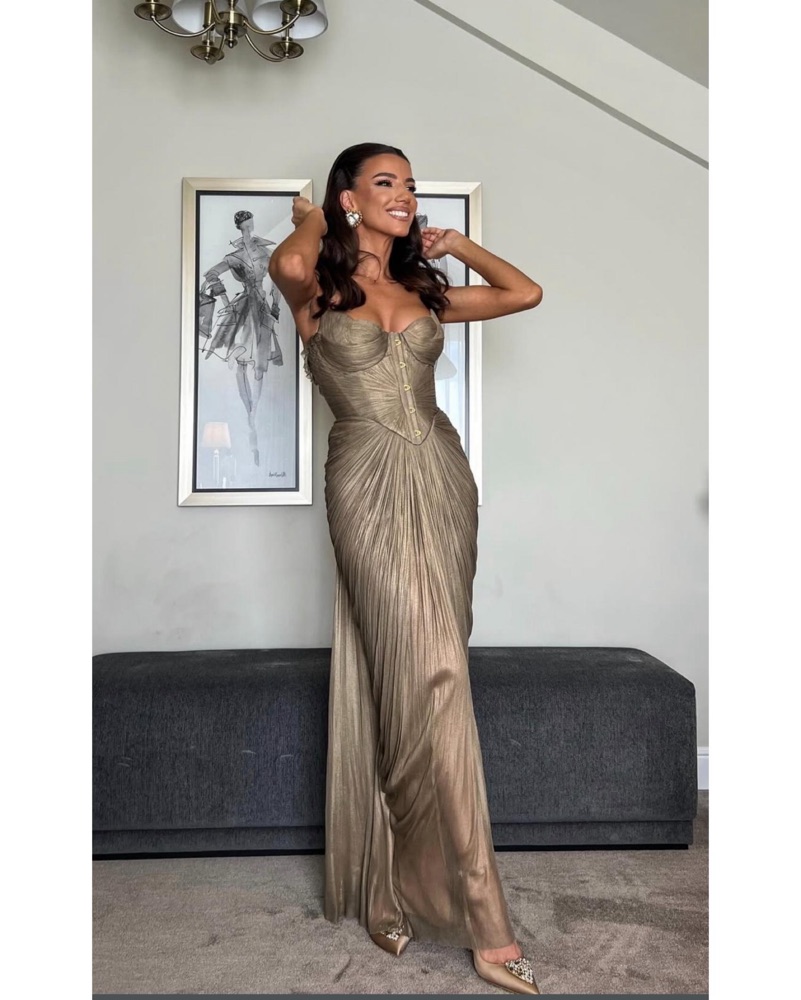 unoa　ウノア　トップス　Velour　Champagne dress　美品 Maria Lucia Hohan Noemie Gown | Gold Bridesmaid Dress, Champagne