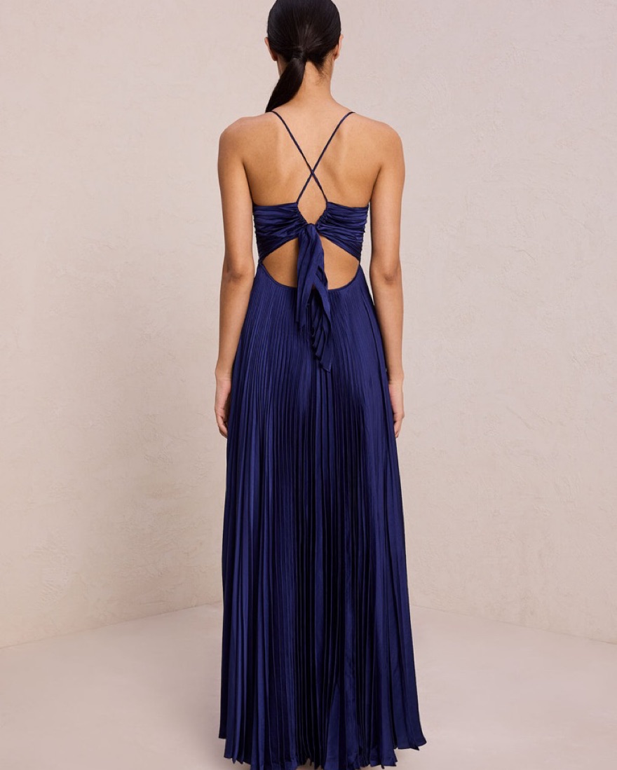 beaded blue prom dress KissProm Light Long Dress, Sky Blue / 8 Spaghetti-Straps This is a fitted Color:Stormy Blue Help me find this