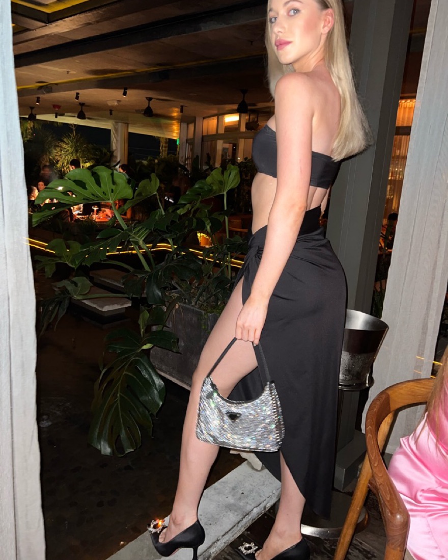 SKIMS Sarong Skirt Onyx by Skims - Pickle