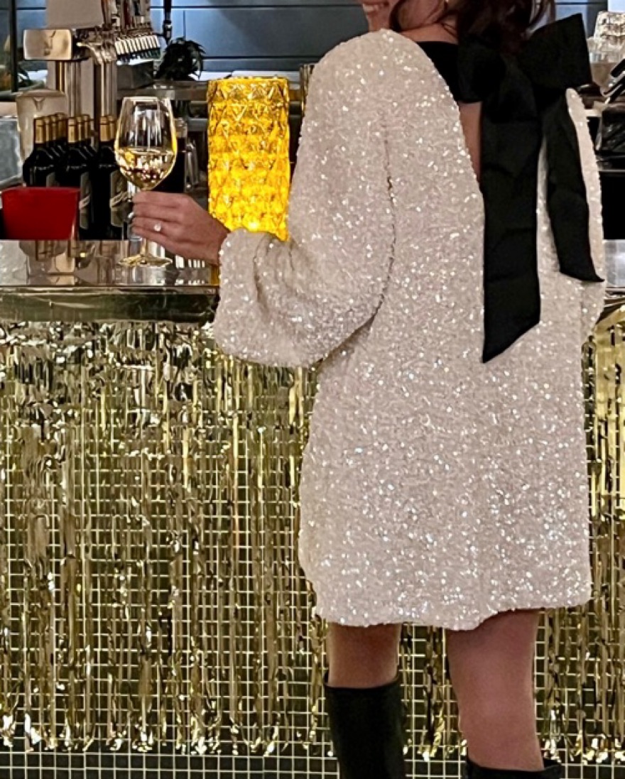 casual mens dress shirts Hisdern Men's Blue Dress Shirt with Contrast Collar for Casual 4XL