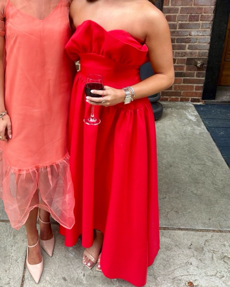 elliatt laurel dress in red Elliatt Laurel Dress in Red Sizes 8 and 12 Hire $130  Elliatt