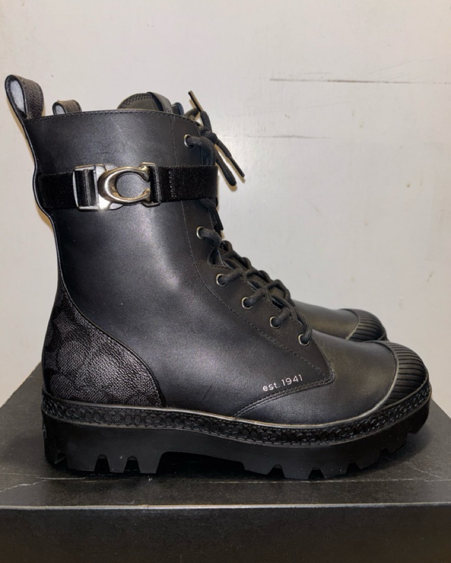 ひろにゃん　コーチブーツ Black Coach Tucker Boots by Coach - Pickle