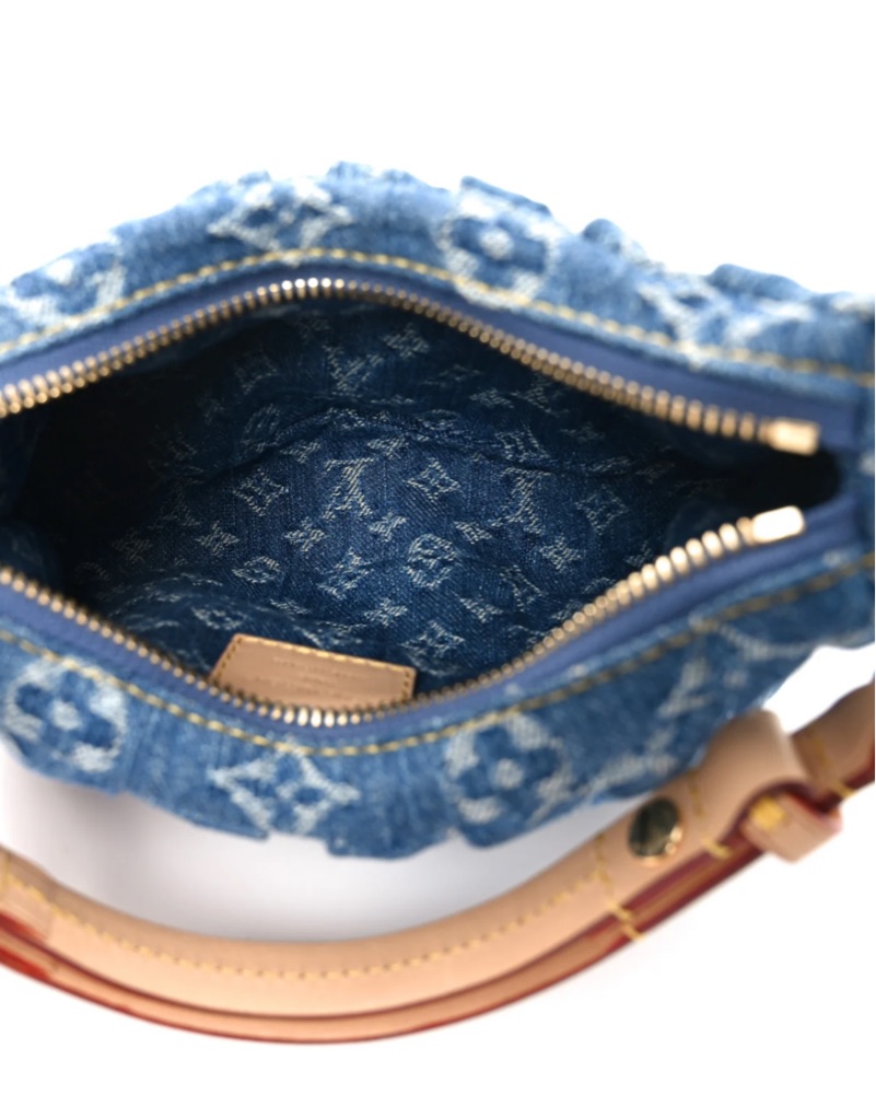 Louis Vuitton Denim Valley Pochette by Louis Vuitton - Pickle