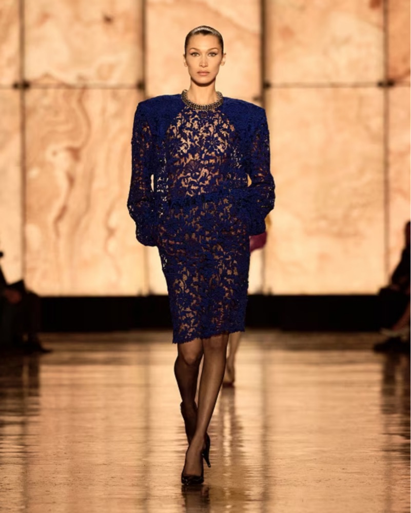 lace dress runway Hong Hoa Red Delicate Floral Lace Dress
