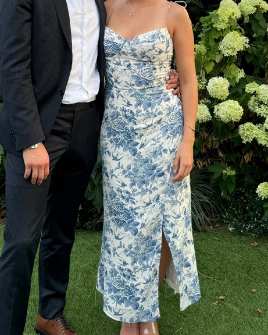 curve wedding guest dresses Ever-Pretty Inclusive Plus Size Glitter Half Sleeve A-Line Summer Formal Wedding Guest Dress