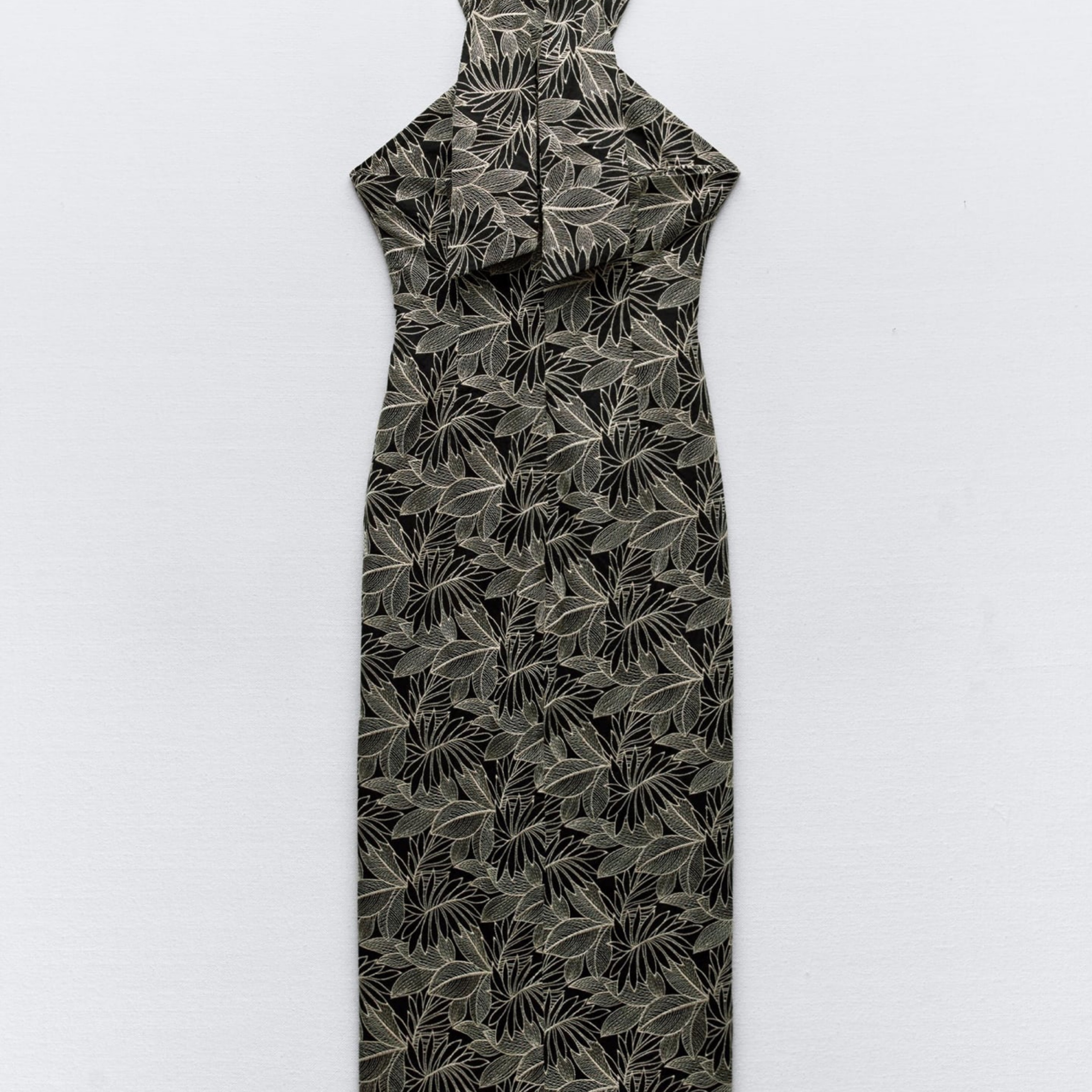 zara black and white dress Black Gold Modest Maxi Fitted Gala Formal Evening Dress EN5010 Size 20W / Black/Gold