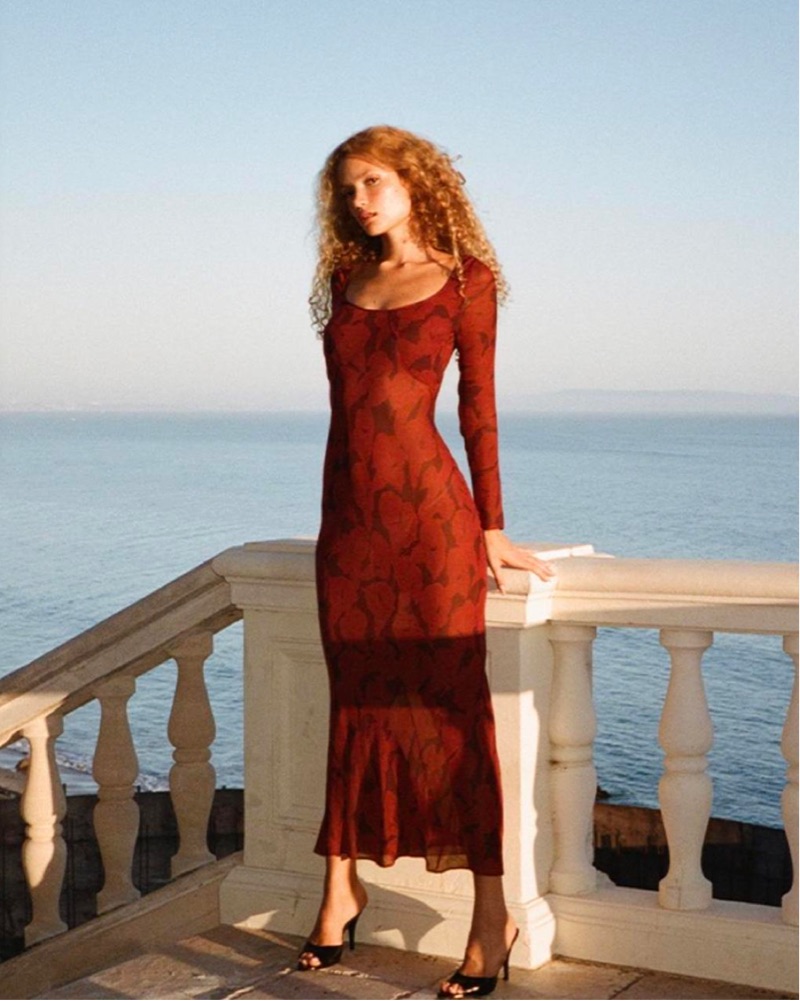 Realisation Par ドレス Stephanie Paradiso | Black V neck midi dress | Réalisation