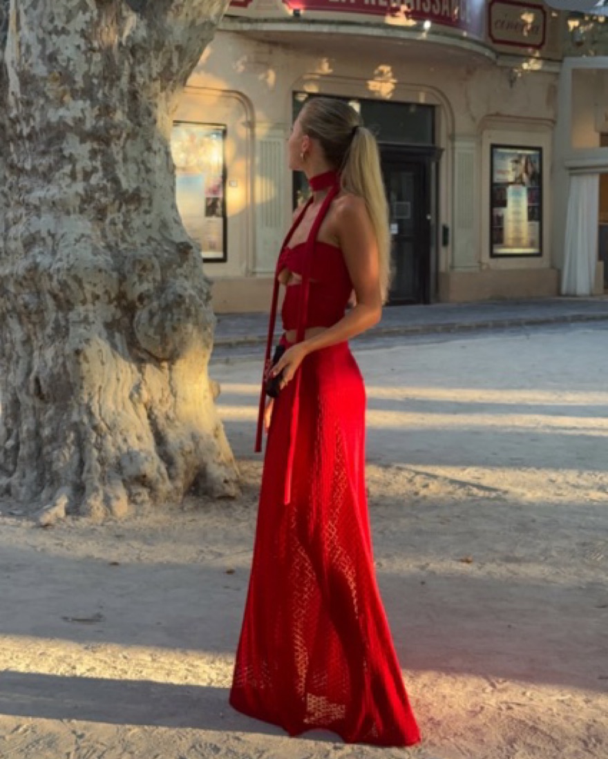 arakii red dress Arakii Knitted Dress in Stunning Red Available sizes: xs/ s Rental Price:  110  Contact us via DM for inquiries about this eye-catching dress  #wardrobekaunas #kaunas #fashionstyle #arakii #arakiidress #dressinred  #styleinspo #instagram #
