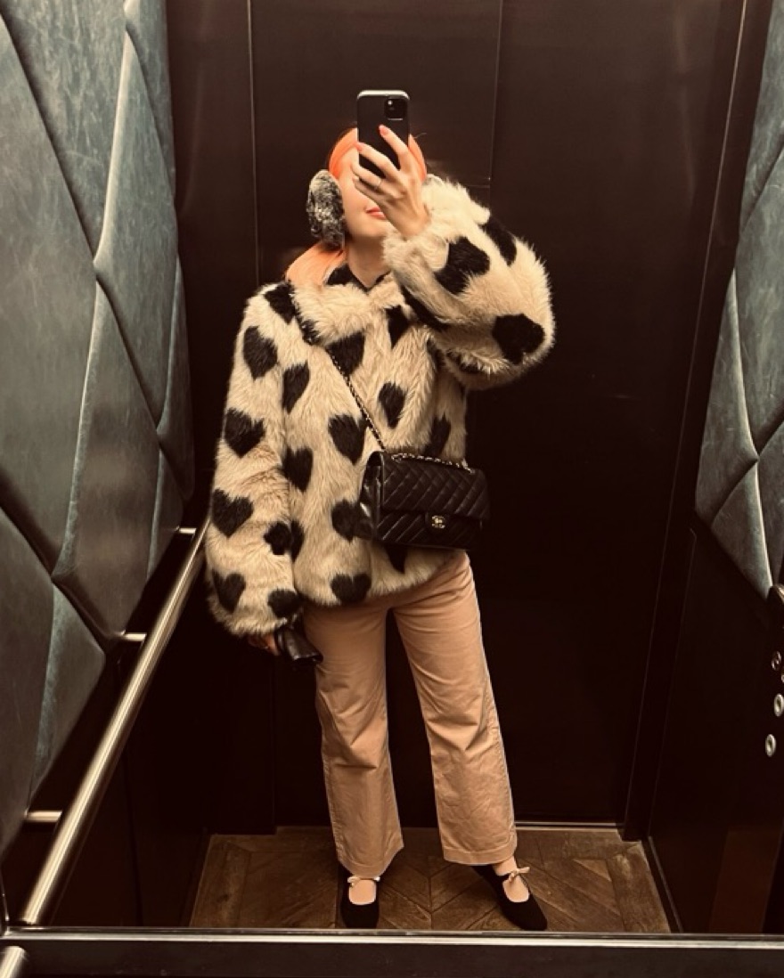 SHRIMPS フェイクファーコート Shrimps Faux Fur Heart Jacket by Shrimps - Pickle