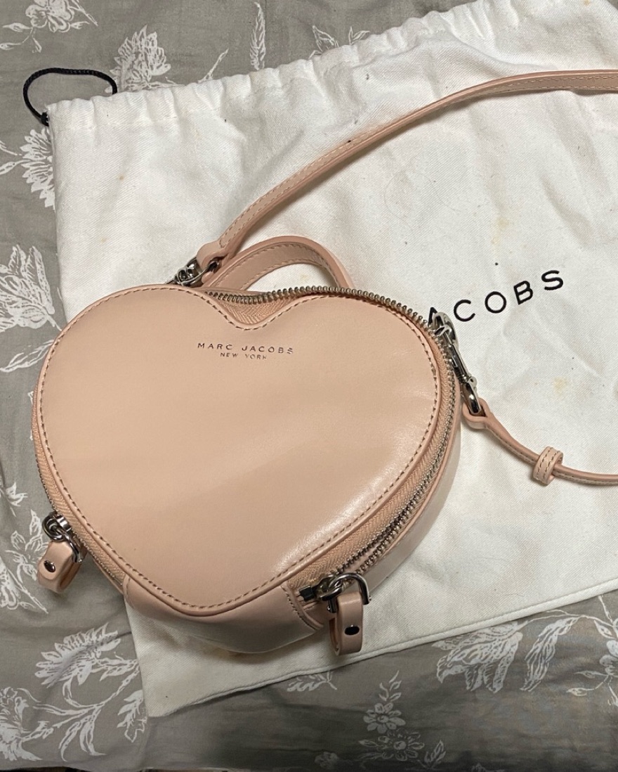 MARC JACOBS ウオレットリストレット/ハンドバッグ マーク ジェイコブス MARC JACOBS バック （レッド） -waja