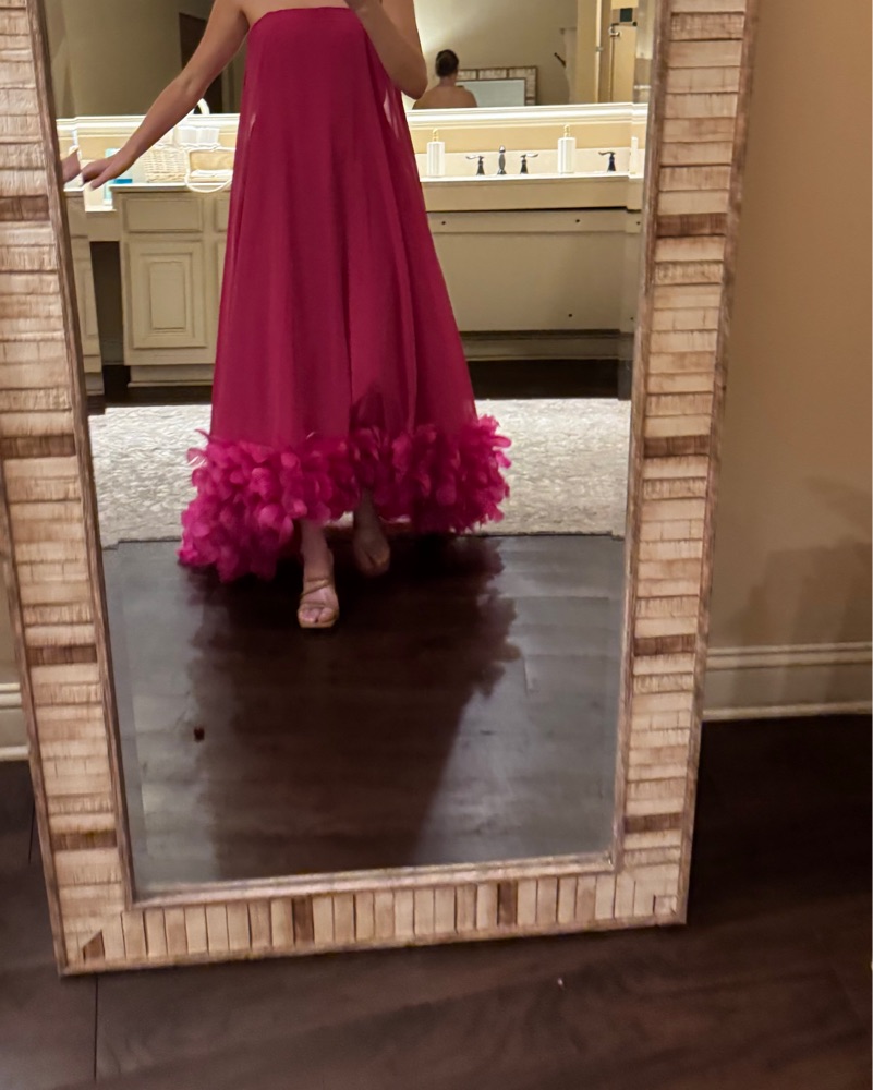 mac duggal pink feather dress Mac Duggal Pink Embroidered Sleeveless Feather Detail Midi Dress Pink Size 8