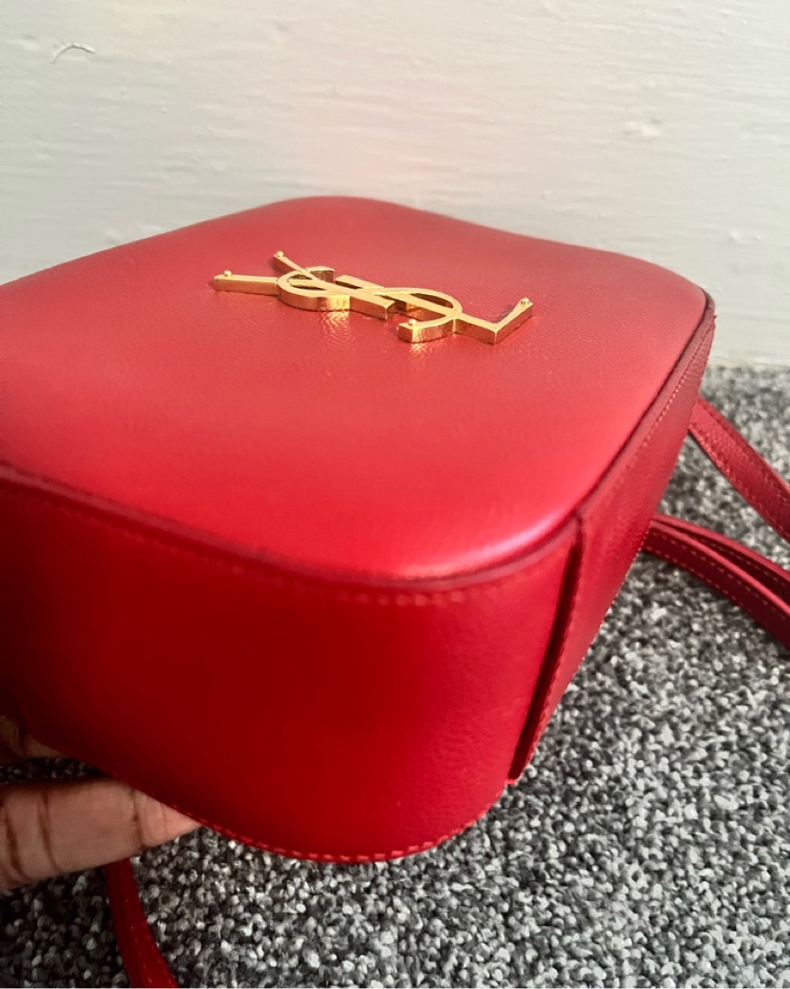 Elegant Red Saint Laurent Crossbody Bag by YSL - Pickle