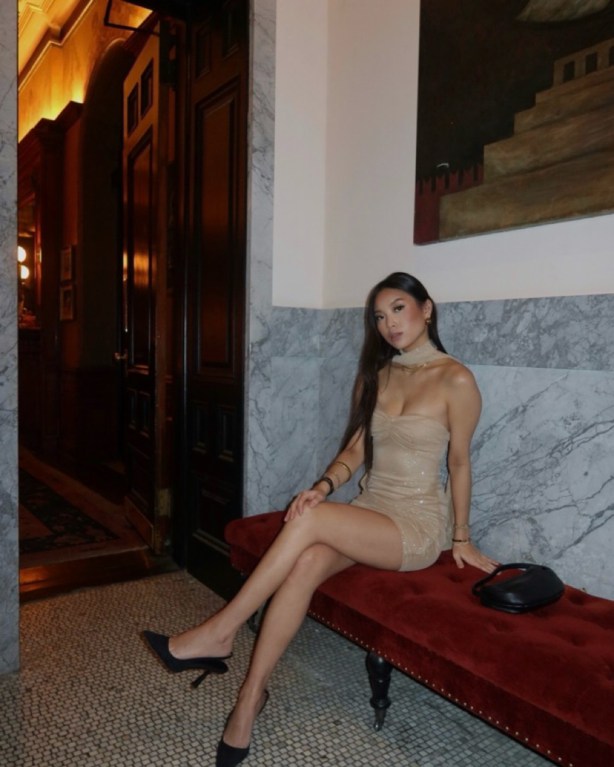 elma bandeau neck tie mini dress red selfie leslie #SLonYou: @juliana.navarre spotted in the Elma Bandeau Neck Tie Mini Dress  in Red , PS: use code BF30 for 30% OFF SITEWIDE , #selfieleslie  #reddress #christmasdress #sequindress