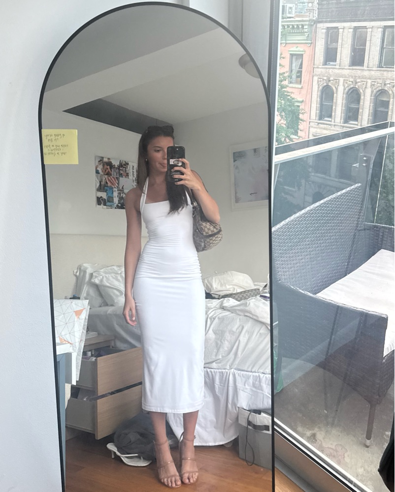 Aritzia Original Contour Optimum Halter by Aritzia - Pickle