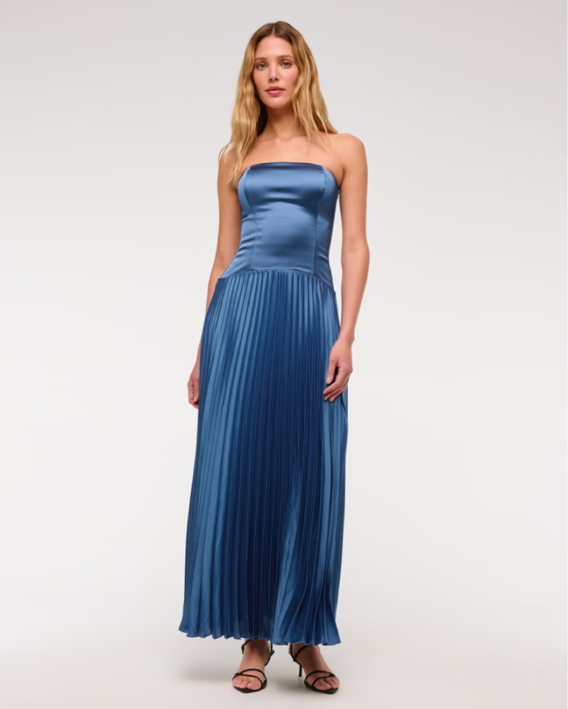 strapless bridesmaid dress with neck scarf Black Maxi – ELAGIA Pay With:$20.00 (Silkroll Fee: $0.50) MEDIUM Bridesmaids and wedding guests Dannii Minogue's Tough Top