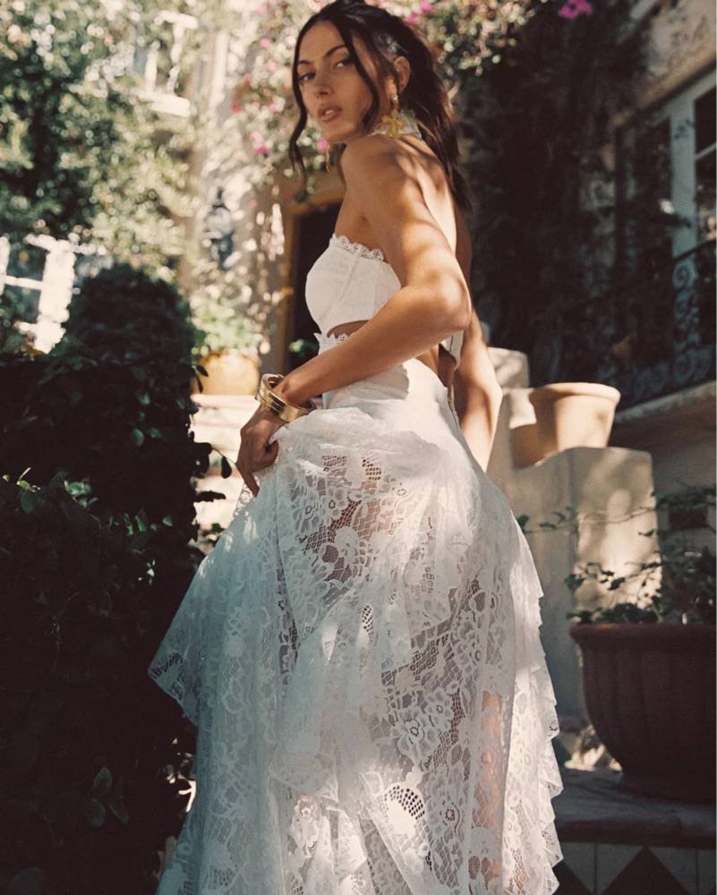 white floral lace shift dress Sleeveless Lace Shift Dress