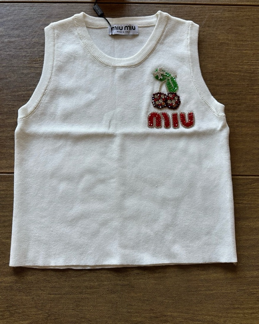 みゃ～みゃ～ MIU MIU Cherry Top🍒 | Pickle