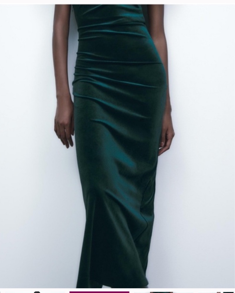 Velvet deep green zara dress by Zara - Pickle