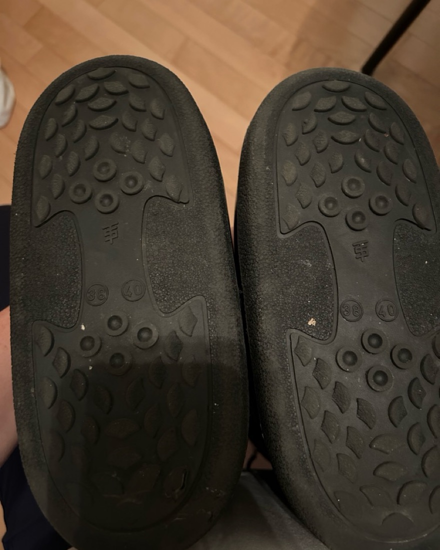 Burberry Snow Boots / Moon Boots by Burberry - Pickle
