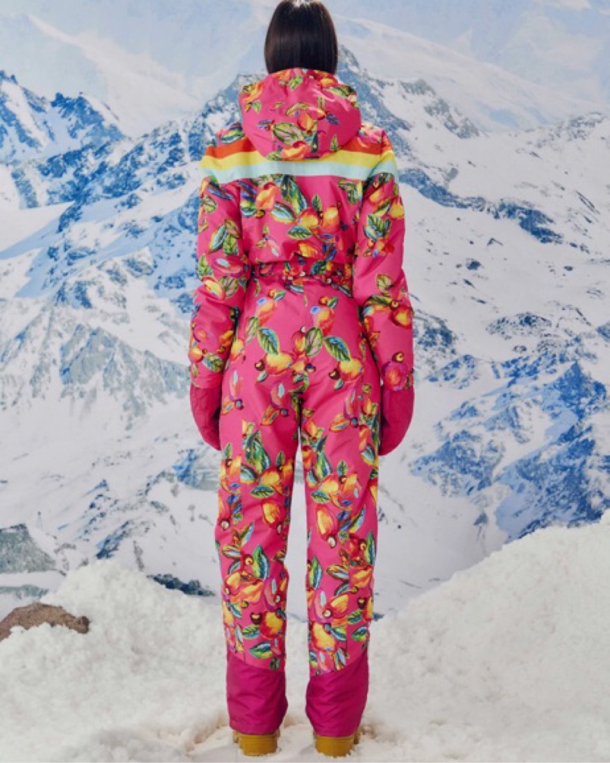 カラフルインコ柄　スキーウエア Pink Ski Suit / Farm Rio Ski Jumpsuit by Farm Rio - Pickle