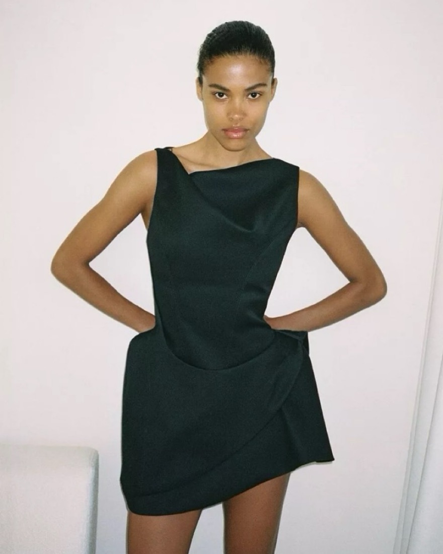 【美品】mugler  ウールミニドレス Mugler x H&M Wool Structured Mini Dress by Mugler - Pickle