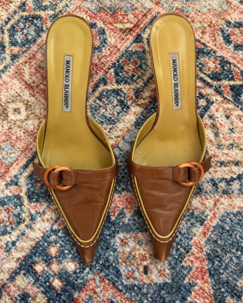 MANOLO BLAHNIK ブラウンミュール Brown Vintage Manolo Blahniks by Manolo Blahnik - Pickle
