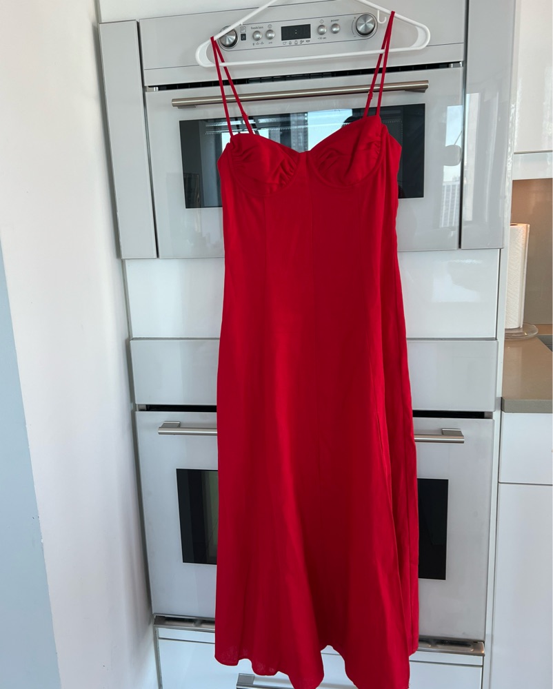 open lace back dress Valentino red dress – Les Merveilles De Babellou