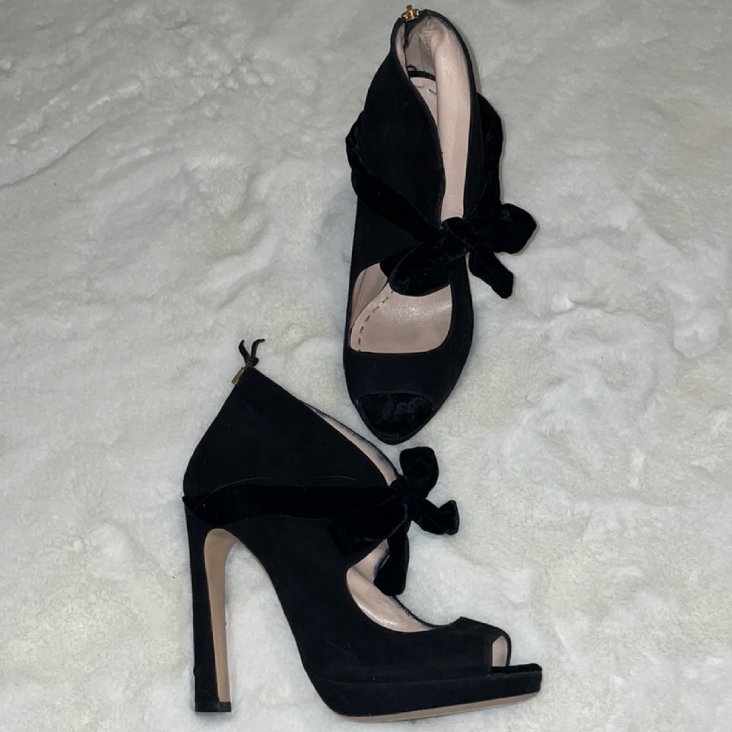 Miu Miu Black Velour Black Heels 39.5 | Pickle