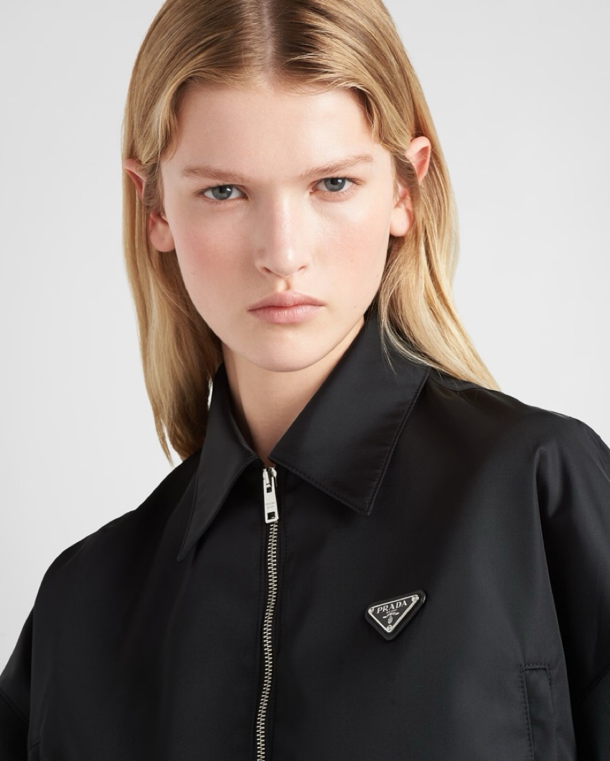 希少✨PRADA テーラードジャケット ブラック フロントポケット付き PRADA】ナイロン シングル ブレスト ジャケット ロゴ ブレザー