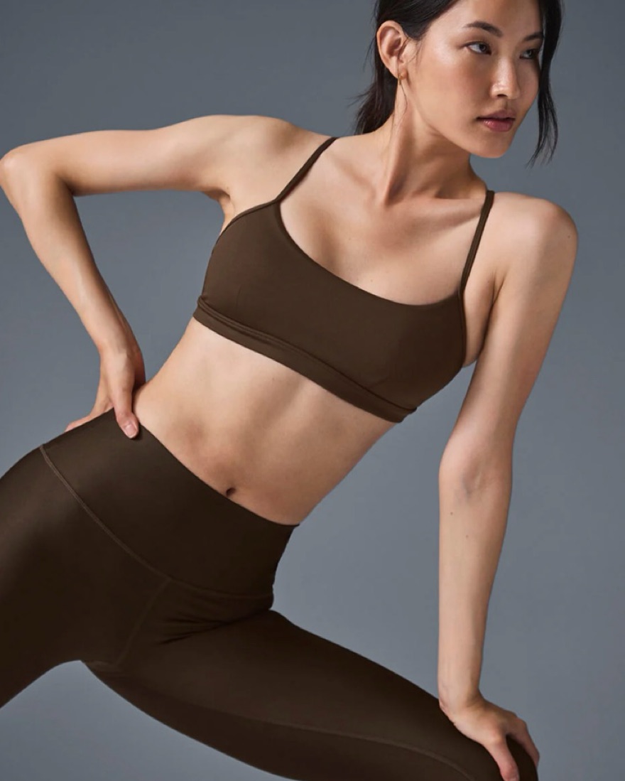 Alo Set In Espresso by Alo Yoga - Pickle