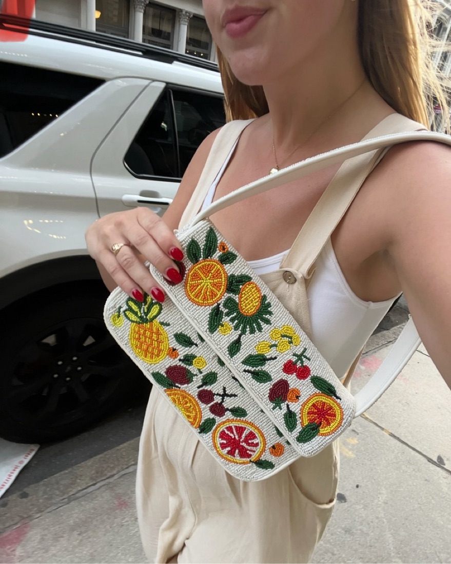送料関税込☆【STAUD】 BEADED BAG 0400019074291_FRUITSALAD?wid=