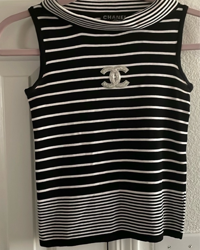 Shop Chanel Tops - Pickle