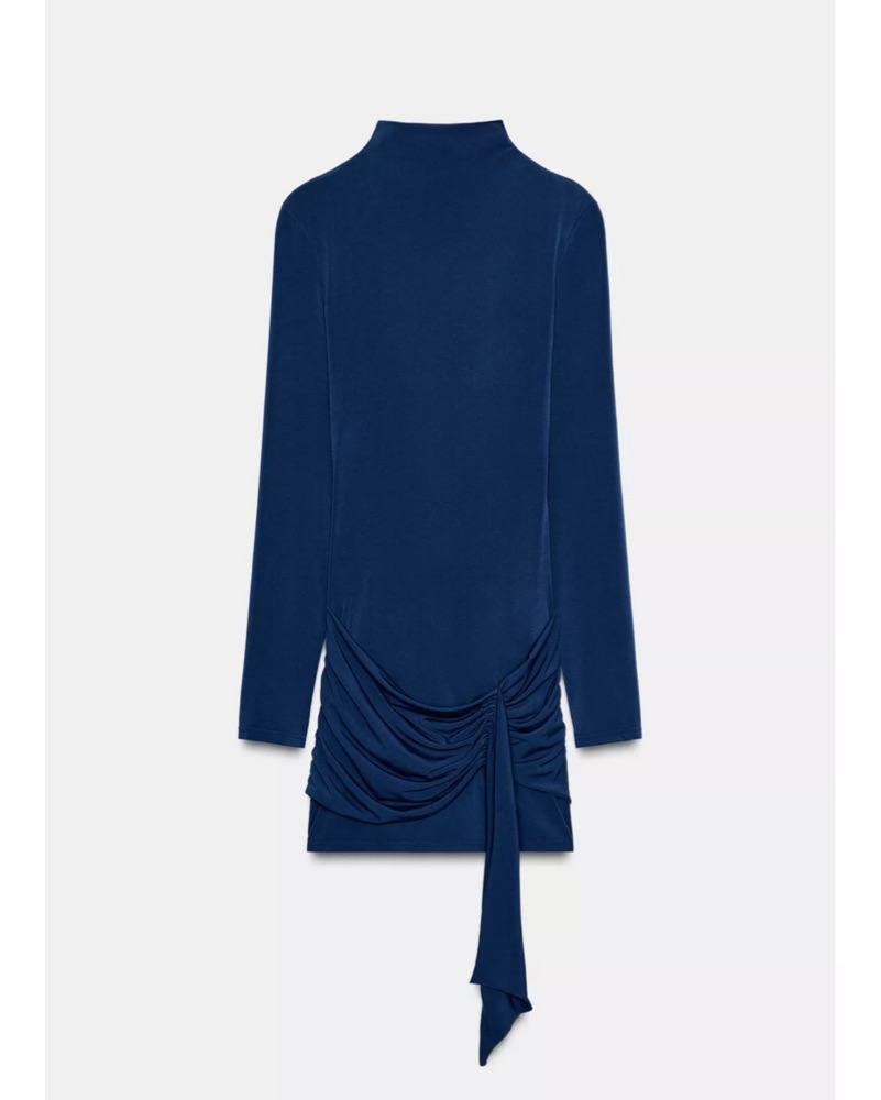 everlane blue dress The Must-Have Shirtdress in Butterlite Color:Chambray Rose Made with a ribbed cape cod CHRISTOPHER ESBER Paisley Ruched