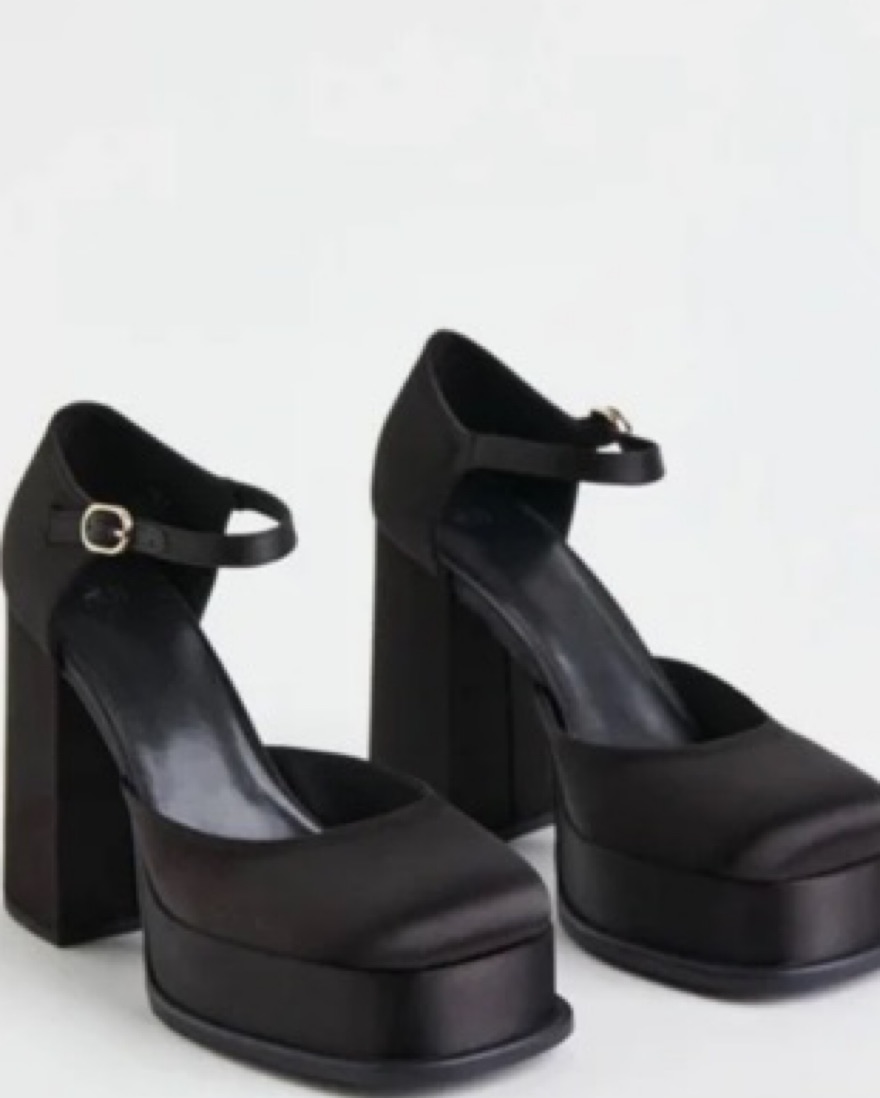 H&M Chunky Black Heels | Pickle
