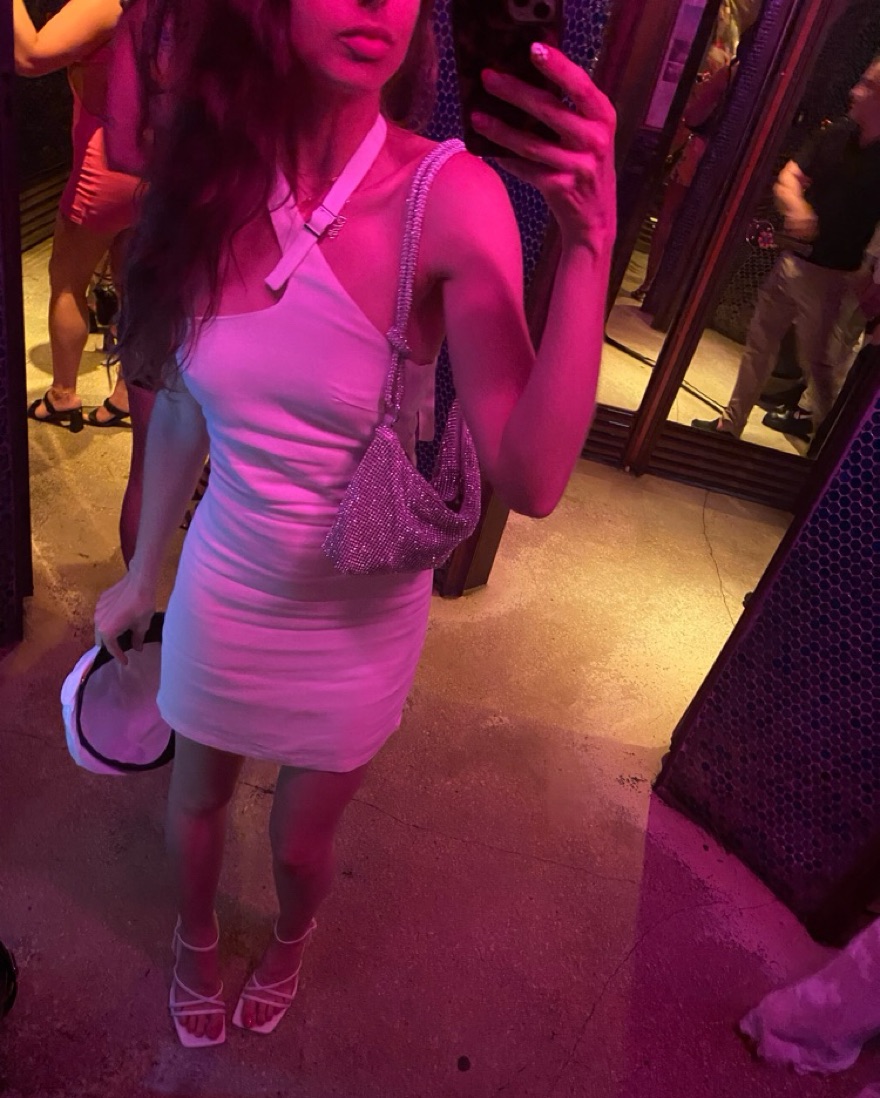 ワンピース Crinkle Point Buckle Dress White Hunter Bell Women's Cosette Dress | $345.00 | Saint Bernard