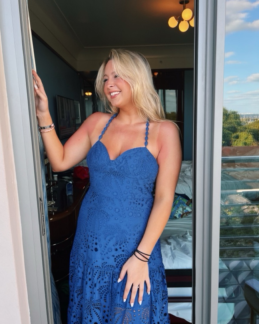 blue rio dress Blue Full Of Flowers Midi Dress  FARM Rio