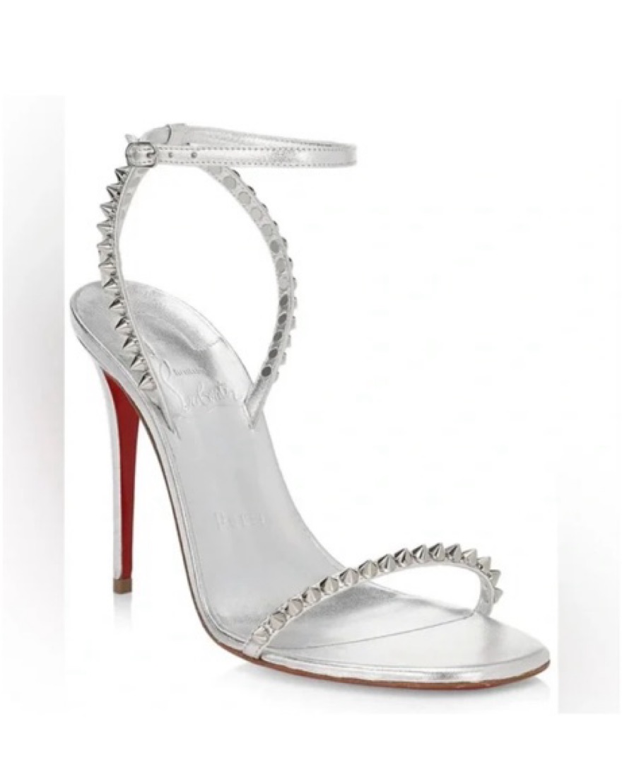 Christian Louboutin ビジュー装飾 ハイヒール 即日発送】Christian Louboutin ビジュー装飾パンプス - メルカリ