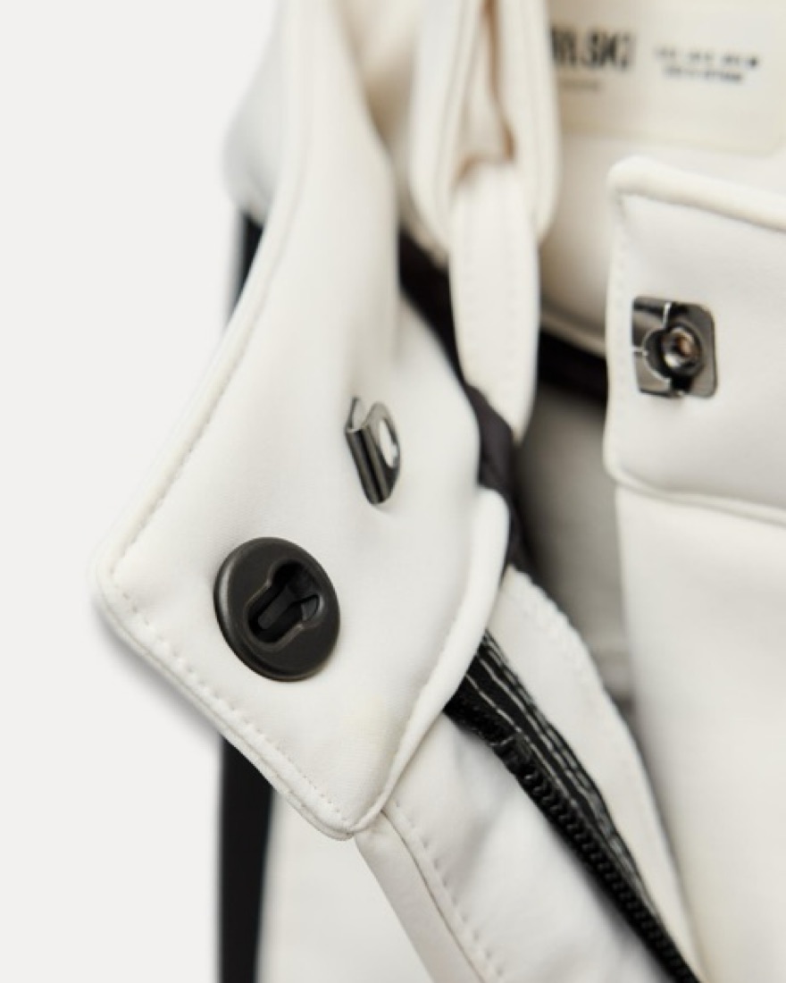 ZARA　スキーズボン WATER RESISTAR AND WINTER ZARAスキーズボン WATER RESISTAR AND WINTER