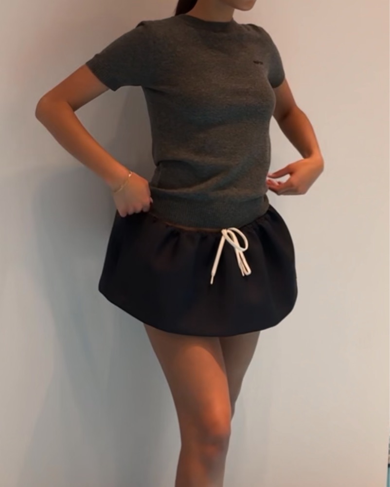 ミニスカート MIU MIU Women Mini Skirts MG2052S23212I1 F0124 NAVY Miu Miu Mini Skirt in Blue | FWRD