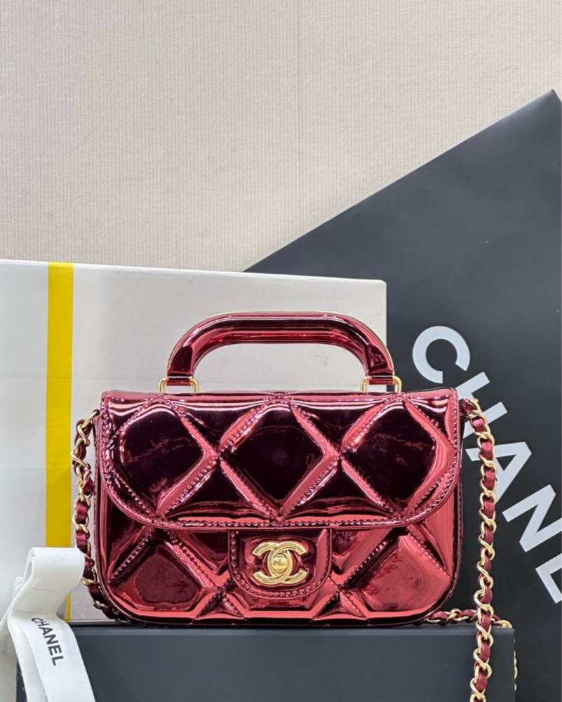 Chanel Fall/Winter 2025/2026 Flap Bag by Chanel - Pickle