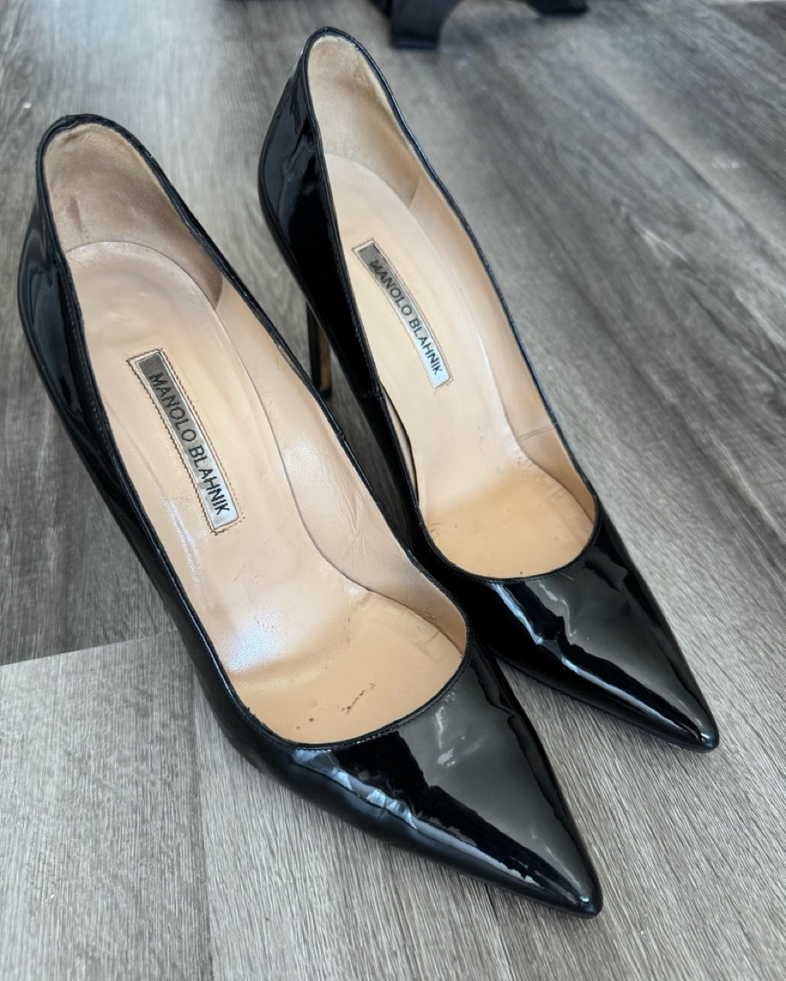 Manolo Sleek Black Patent Leather Pumps by Manolo Blahnik - Pickle