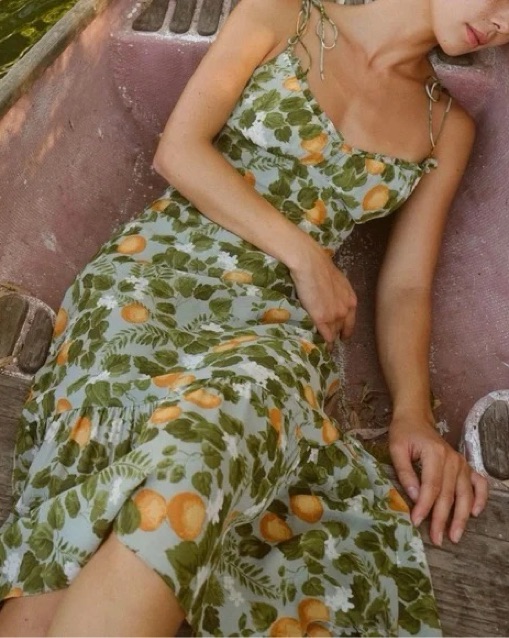 embry dress orange grove Embry dress in orange grove @reformation jewellery is from my collect